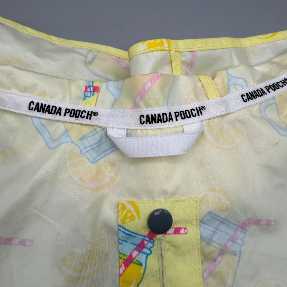 Canada Pooch Yellow Lemonade Pick Me‎ Up Pet Raincoat Hooded Jacket Size M 16